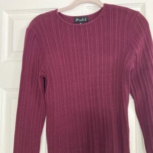Marled fitted top size S, Merlot NWOT